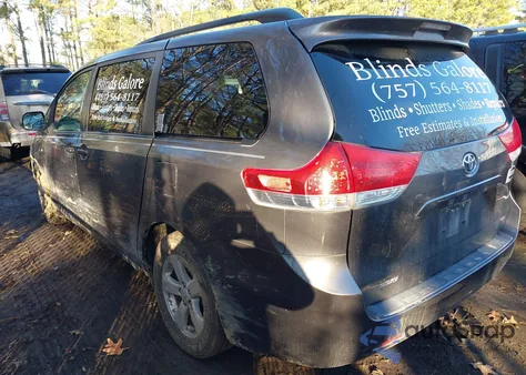 2012 Toyota Sienna Le V6 8 Passenger from USA, damaged, VIN 5TDKK3DC2CS189504
